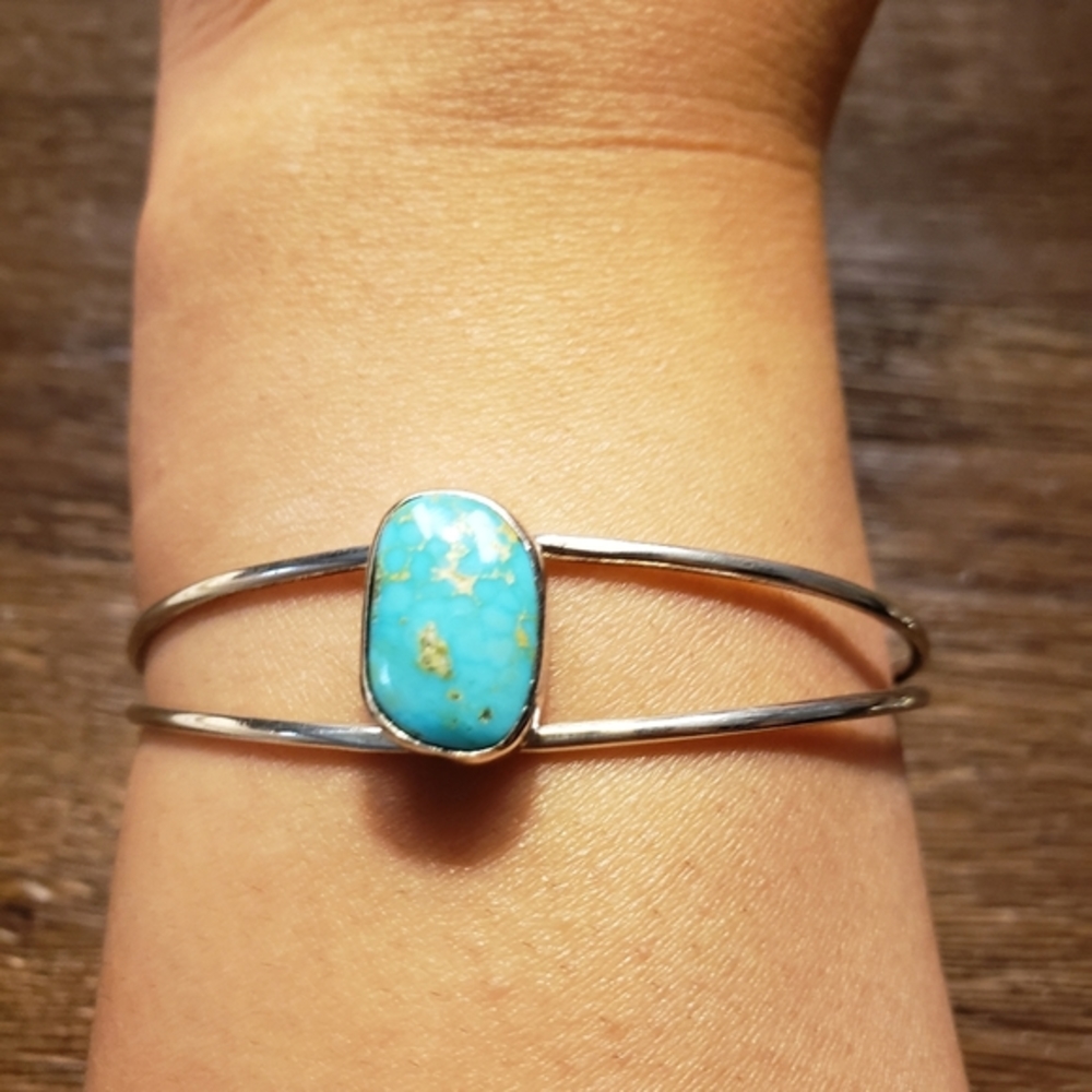 Vintage Sterling Silver Turquoise Cuff Bracelet